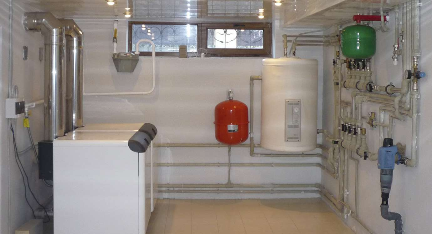 Образец котельной частного дома с соблюдением всех требований безопасности и эффективности. Образец котельной частного дома с соблюдением всех требований безопасности и эффективности.