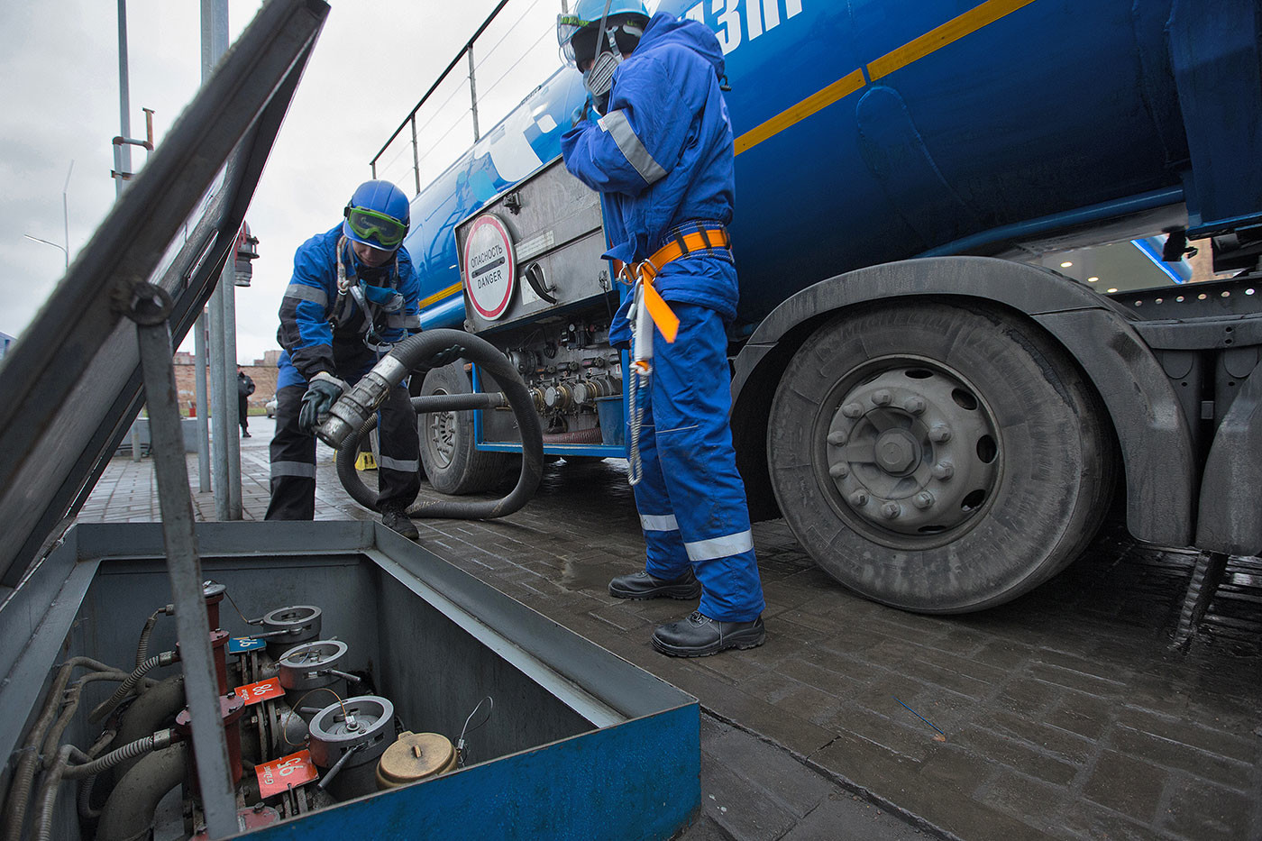 Доставка дизельного топлива для котлов отопления — один из ключевых сервисов ТК Нефть-Ресурс. Доставка дизельного топлива для котлов отопления — один из ключевых сервисов ТК Нефть-Ресурс.